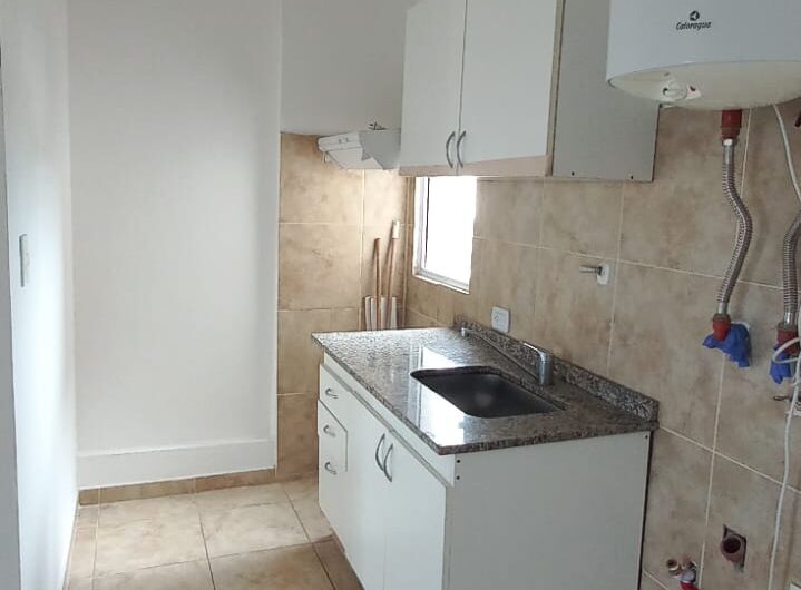 Alquilo Departamento B° Alberdi.