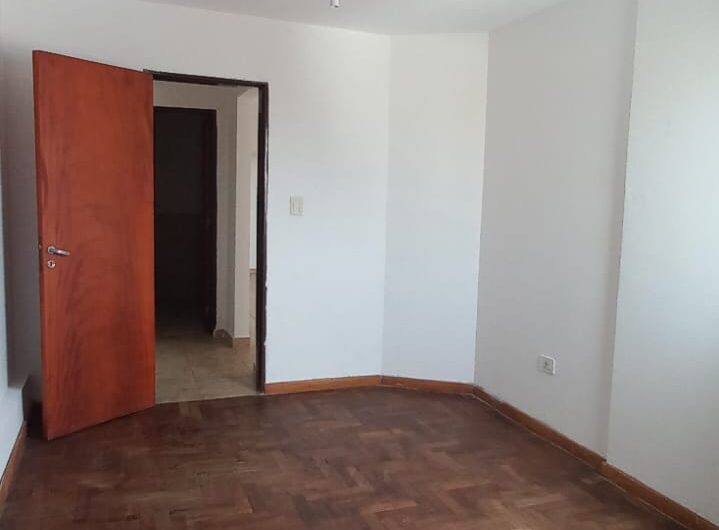 Alquilo Departamento B° Alberdi.