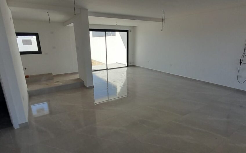 Vendo Dúplex “San Ignacio Village”