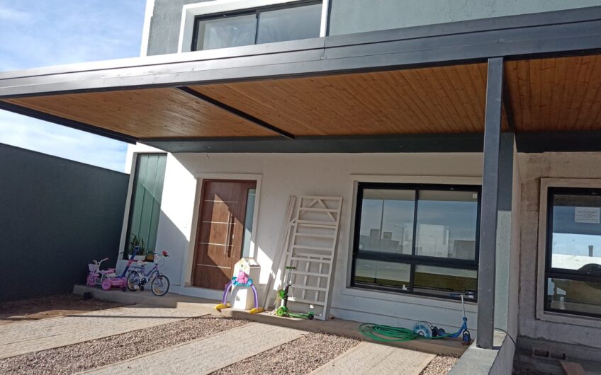 Vendo Dúplex “San Ignacio Village”