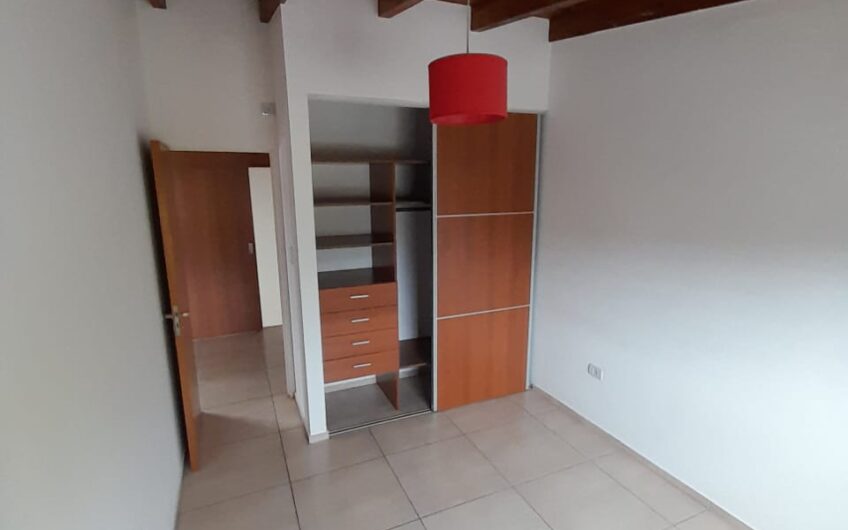 Alquilo Departamento B° Maipú 2da
