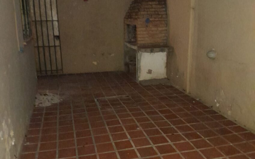 Vendo Casa 3 Dorm B° Rosedal Appto Bancor