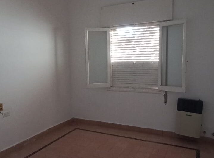 Alquilo Casa B° Urquiza