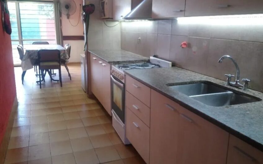 Vendo Casa 4 dormitorios B° Alto General Paz.