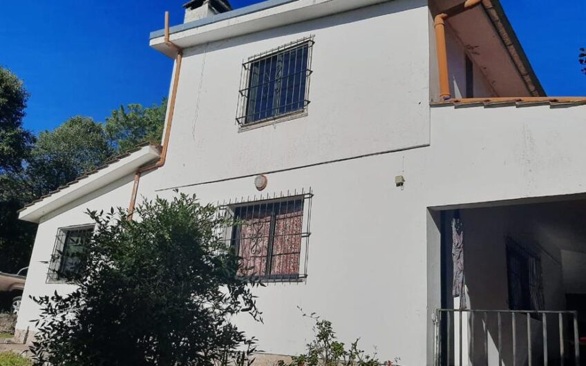 VENDO CASA UBICADA EN B° LOMA DE ZUPAY – LOCALIDAD DE UNQUILLO.