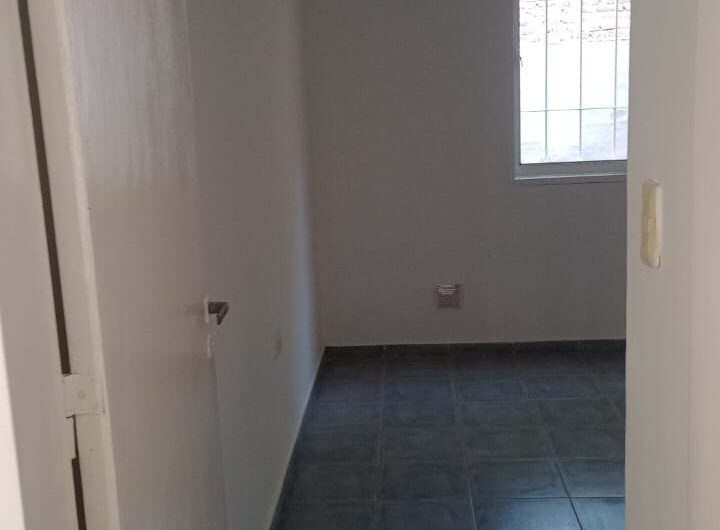 Alquilo Depto B° Colón