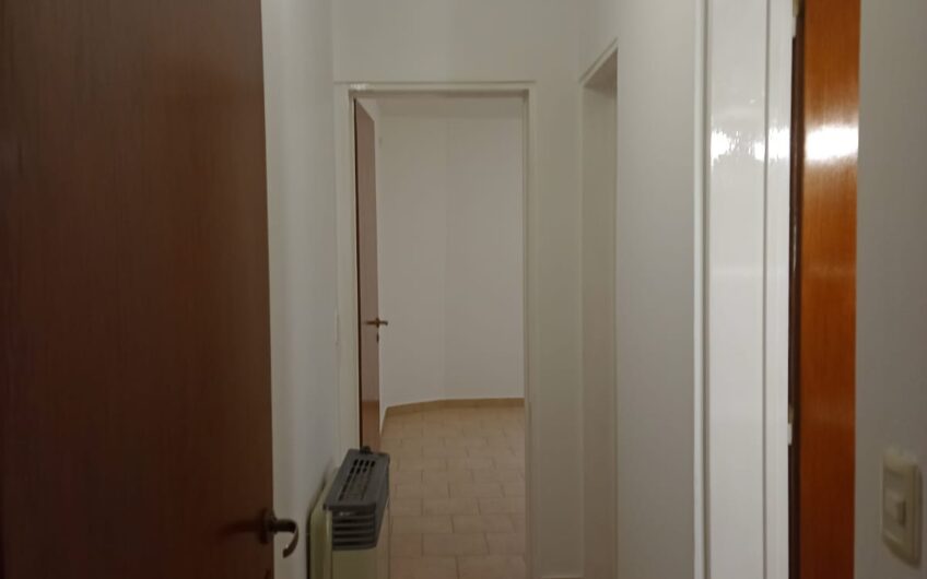 Alquiler Departamento B° Maipú. Sobre Av. Sabattini 1900