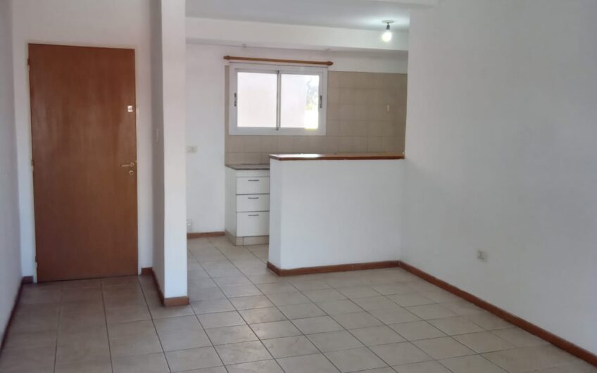 Alquilo Dpto 1 Dorm. B° Lomas de San Martin