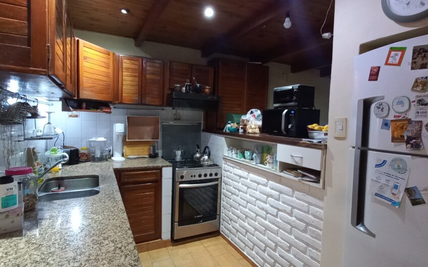 Vendo Casa B° Maipú 1ra sección.