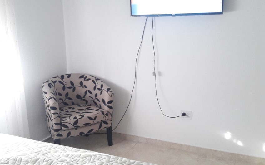 ALQUILO DPTO UN DORM. EN B° CRISOL NORTE.