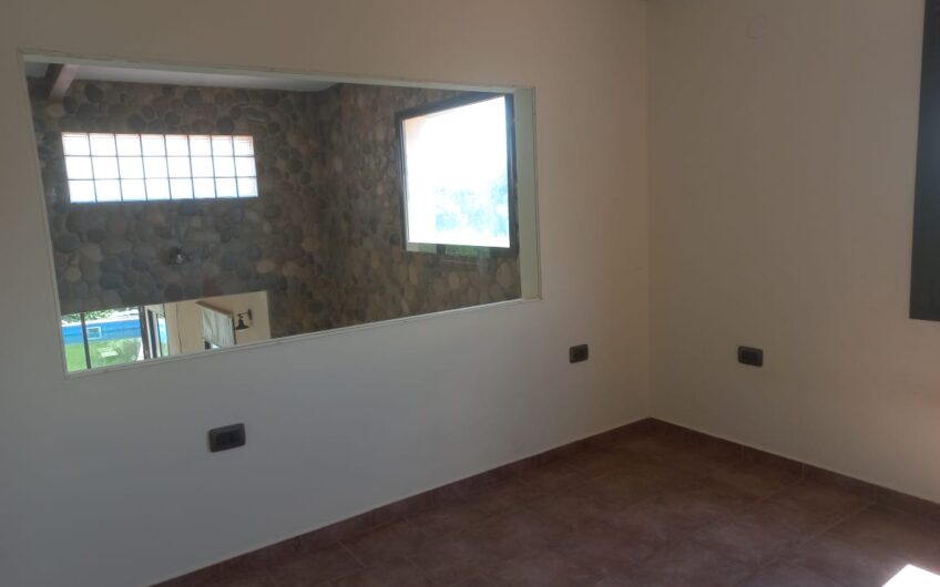 Casa en Venta “VILLA LOS AROMOS” – Cerca de LA BOLSA Y ANIZACATE.