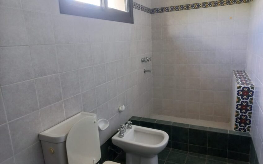 Casa en Venta “VILLA LOS AROMOS” – Cerca de LA BOLSA Y ANIZACATE.