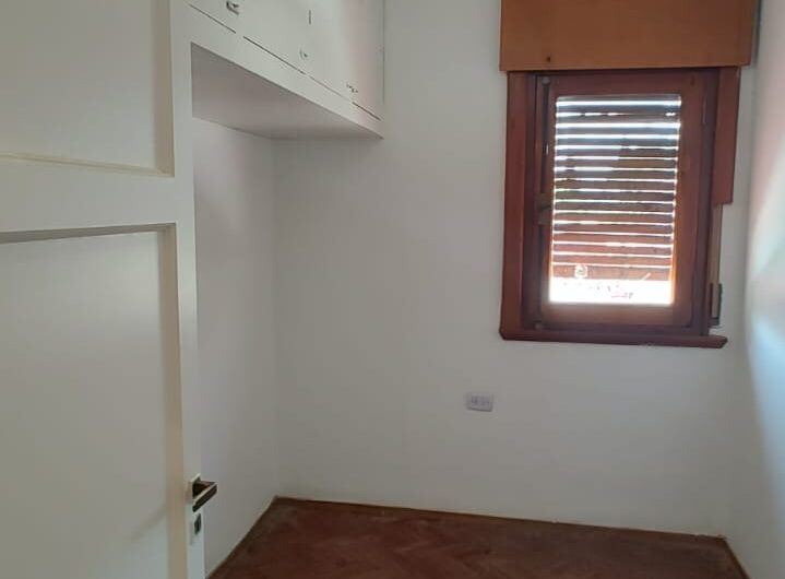 VENDO CASA DE 5 DORM  B° GENERAL PAZ