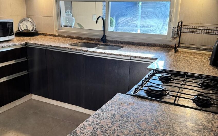 Vendo Casa “Claros del Bosque”. Primera Etapa.