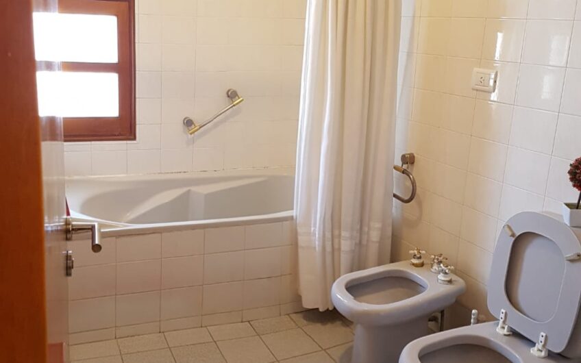 Casa en Venta B° Maipú 2da Sección.