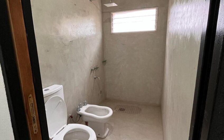 Casa en Venta B° “La Quebradita”. Excelente UBICACION.