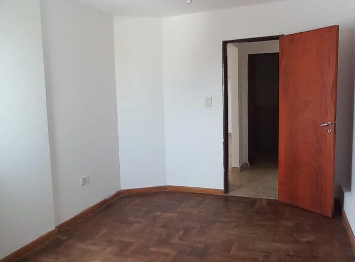 Departamento en Alquiler B° Alberdi. A una cuadra de Av. Colon