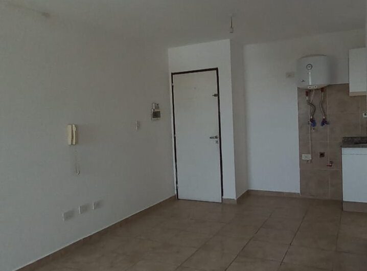 Departamento en Alquiler B° Alberdi. A una cuadra de Av. Colon