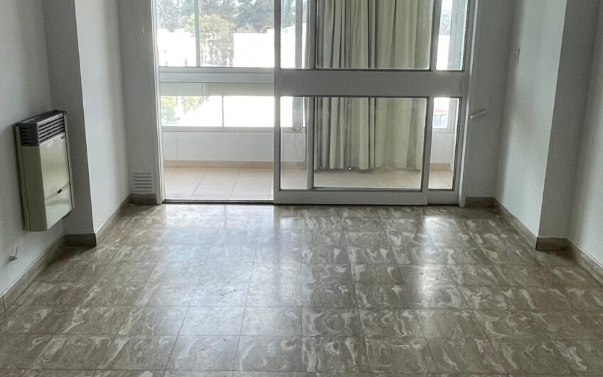 Departamento en Venta B° Empalme. Sobre Avenida Amadeo Sabattini.