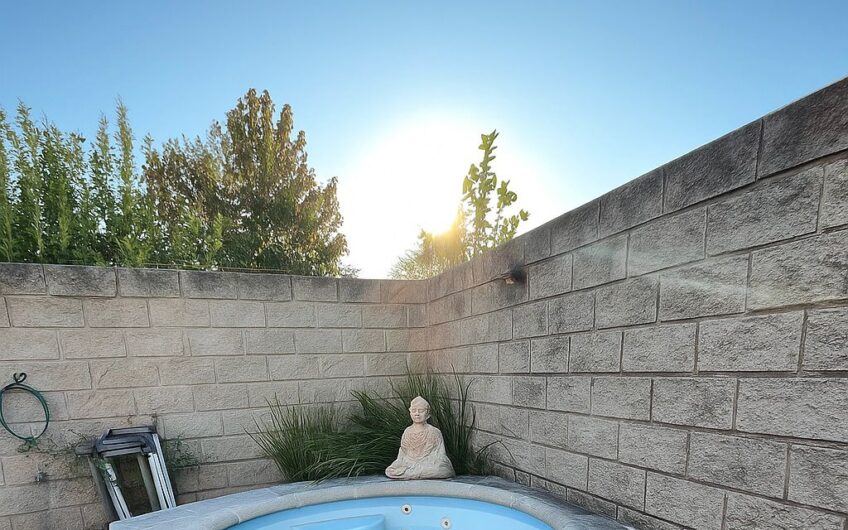 HERMOSA PROPIEDAD EN VENTA EN ALTOS DE MANANTIALES