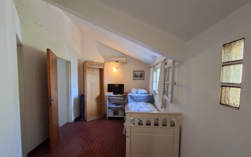 Vendo Hermoso Departamento PH  – Barrio Maipú II sección.