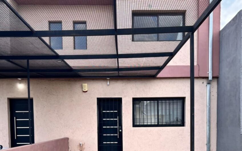 OPORTUNIDAD ! Dúplex en Venta “VALLE CERCANO”